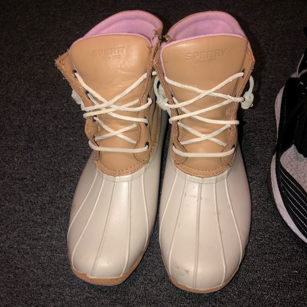 Shoes - Picture 7 of 7